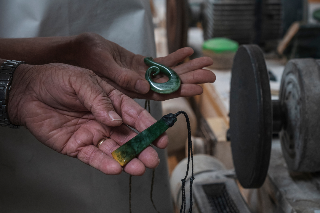 Māori Traditions When Buying Pounamu In New Zealand