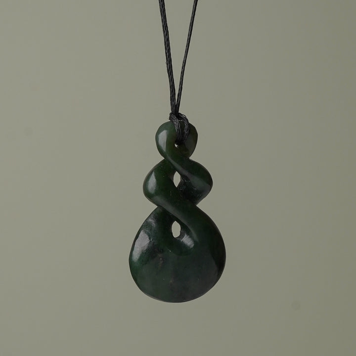 Double Pounamu Pikorua Medium