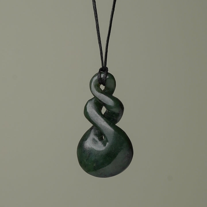 Double Pounamu Pikorua Medium