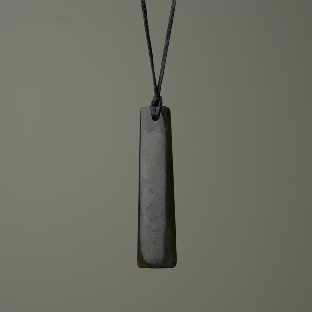 Pounamu Toki Pendant Medium