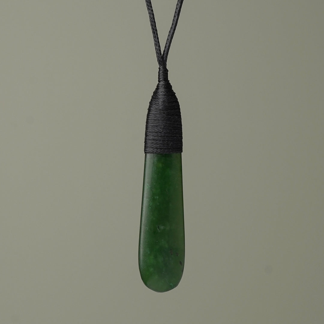 Medium Bound Pounamu Roimata