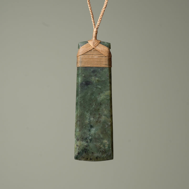 Large Kawakawa Pounamu Toki