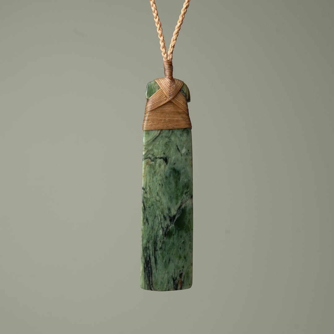 Large Kōkopu Pounamu Toki