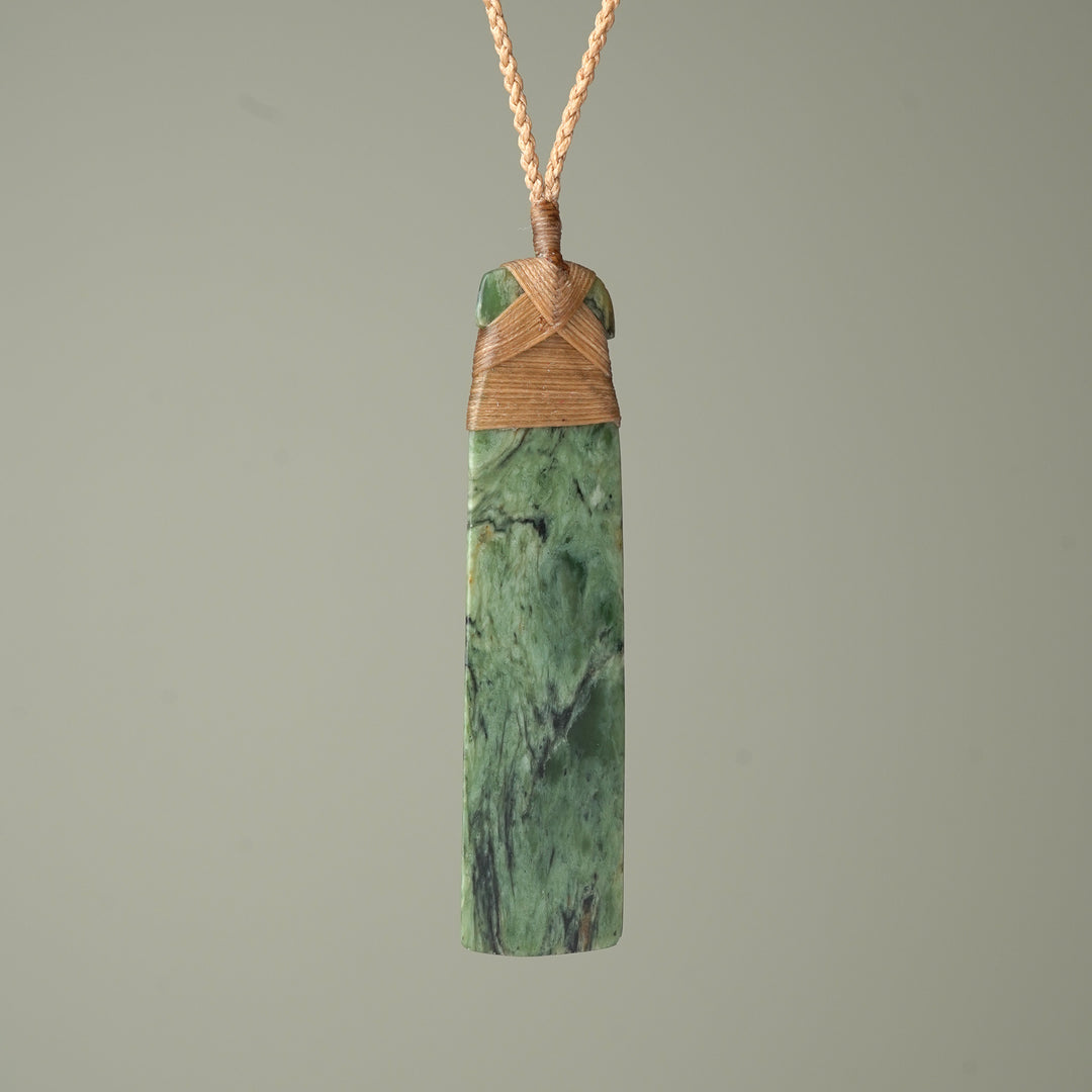 Large Kōkopu Pounamu Toki