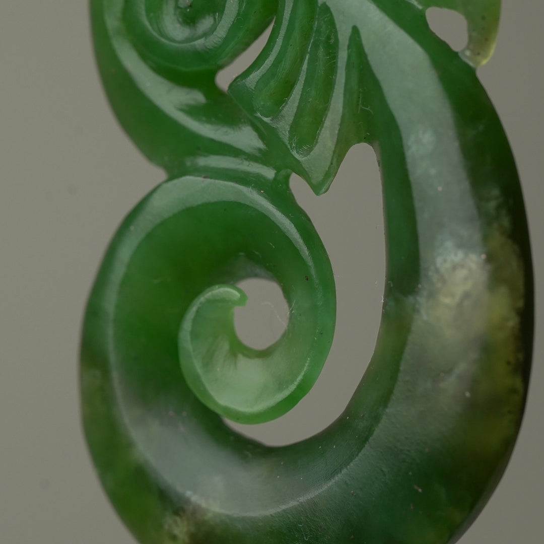 XL Greenstone Manaia Koru