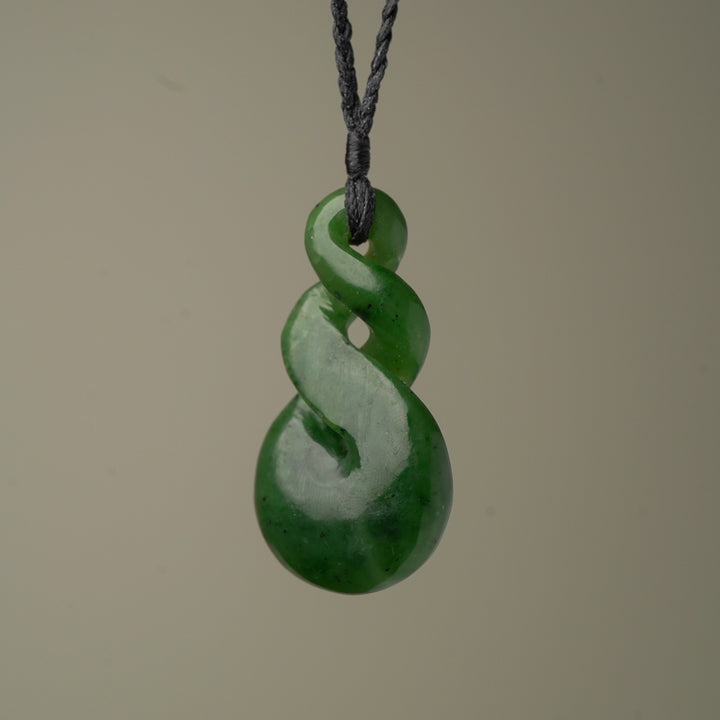 Large Pounamu Pikorua Double Twist