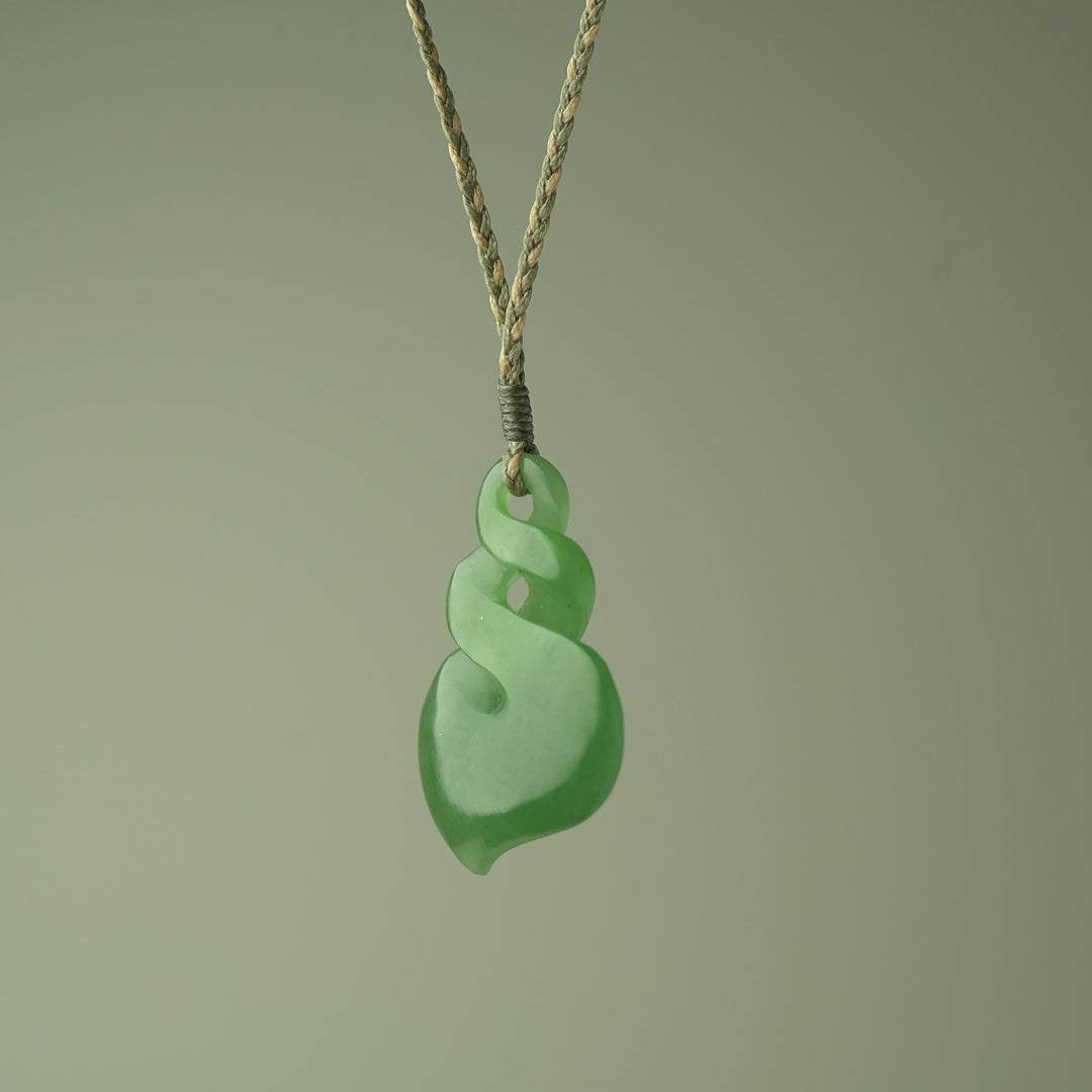 Large Greenstone Pikorua Pendant