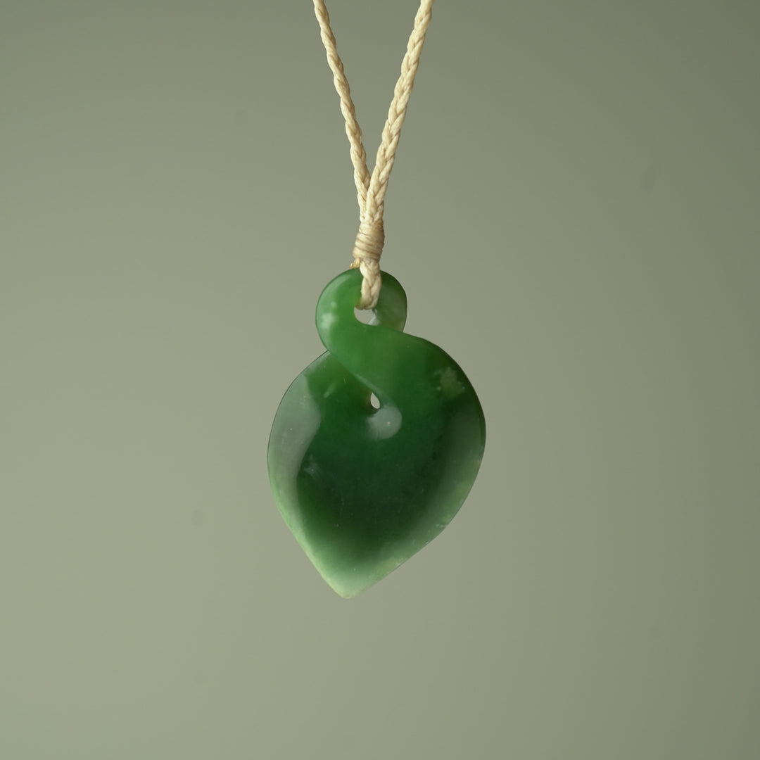 Medium Greenstone Pikorua Pendant