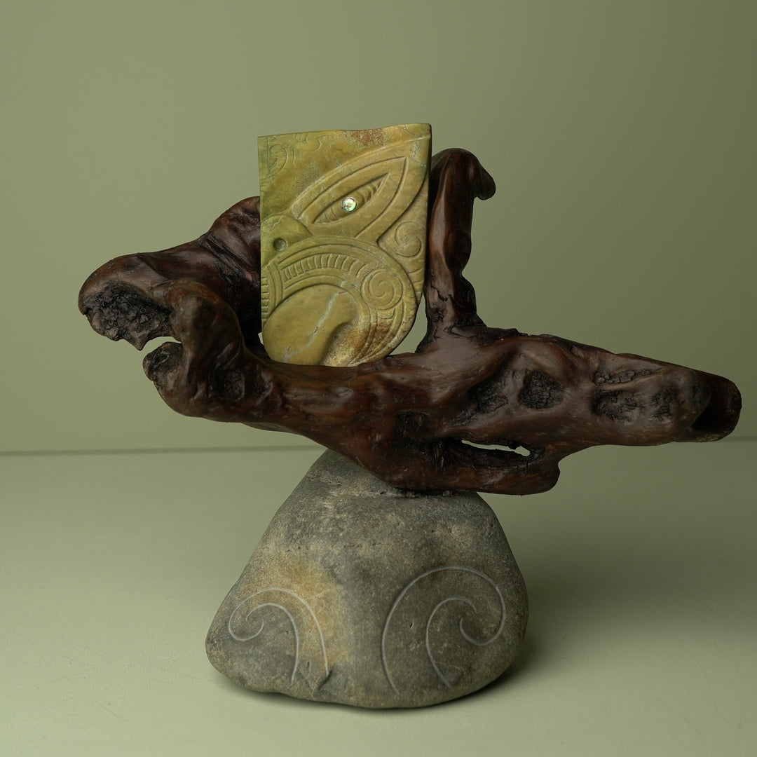 Wheku of Wisdom – Raukaraka Pounamu Sculpture