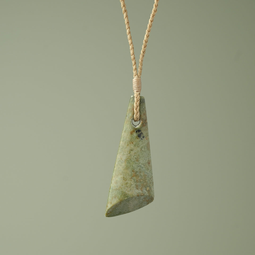 Small Raukaraka Pounamu Toki Pendant