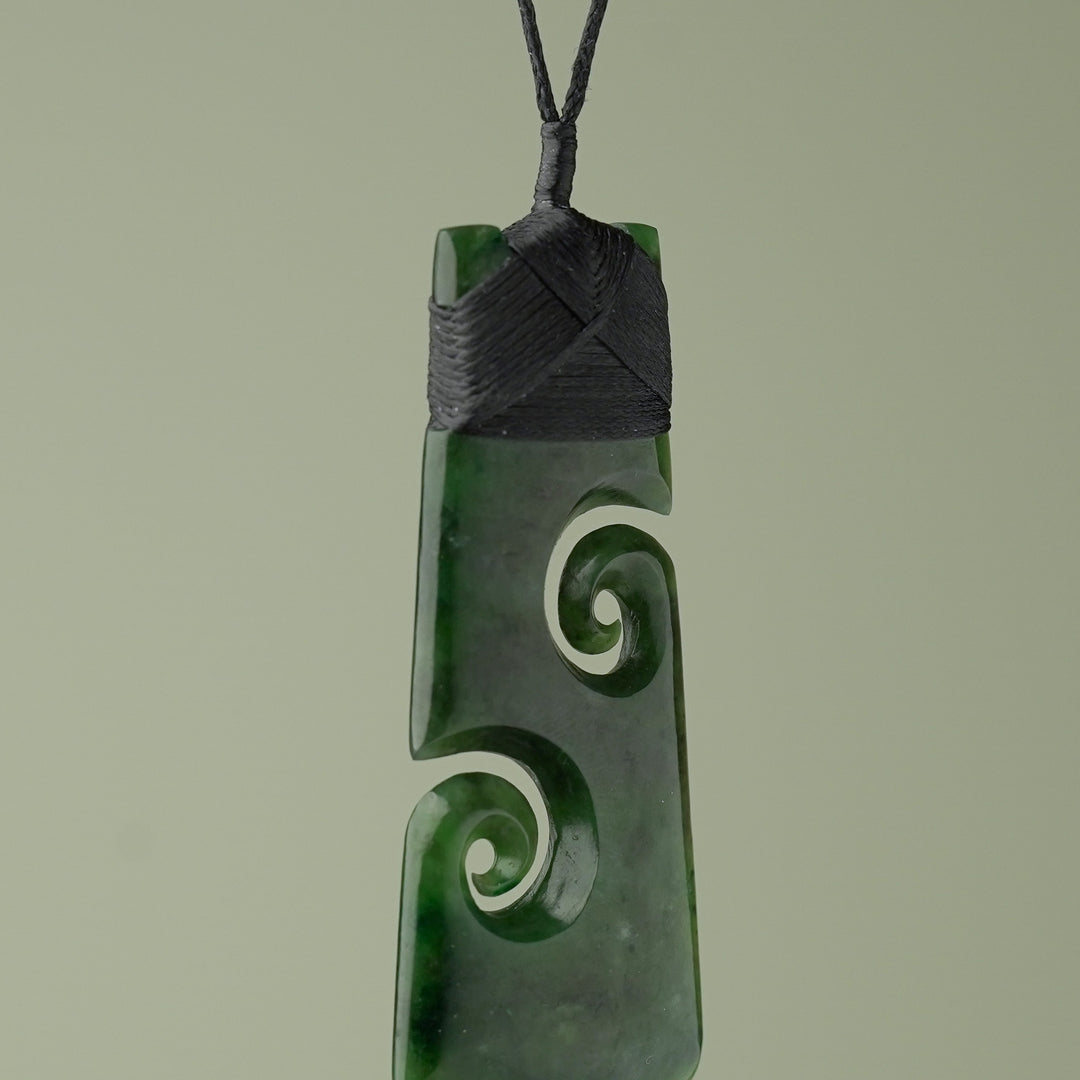 Large Pounamu Toki with Koru