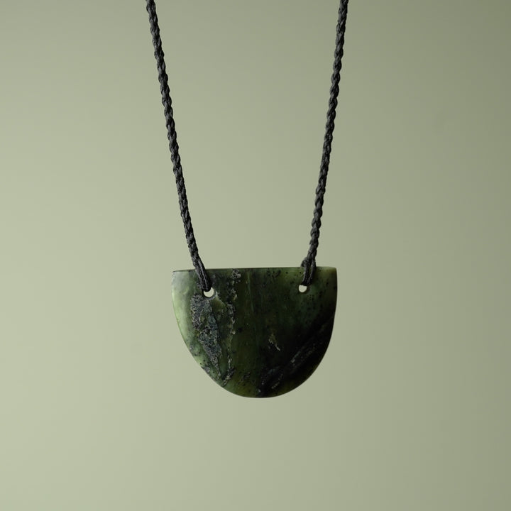 Small Kawakawa Pounamu Breastplate