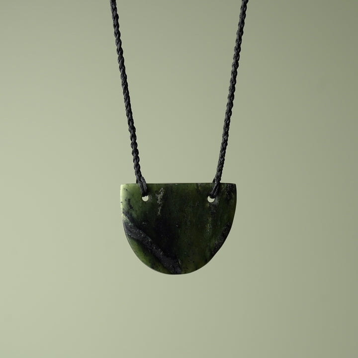 Small Kawakawa Pounamu Breastplate