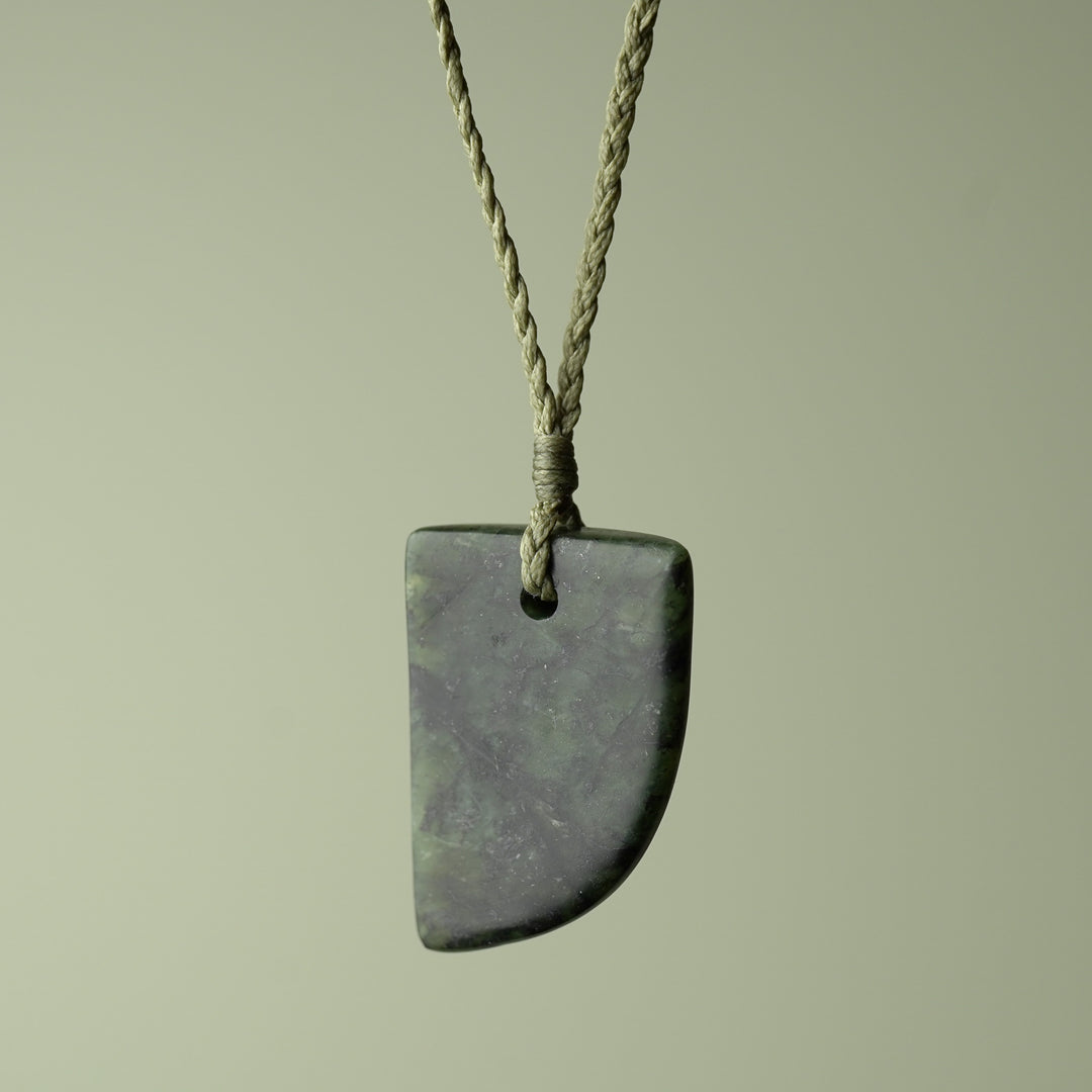 Medium Pounamu Niho Tooth Pendant