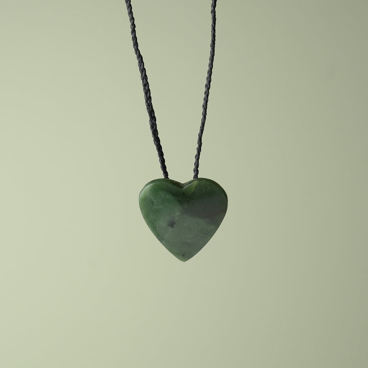 Pounamu Kawakawa Heart Small