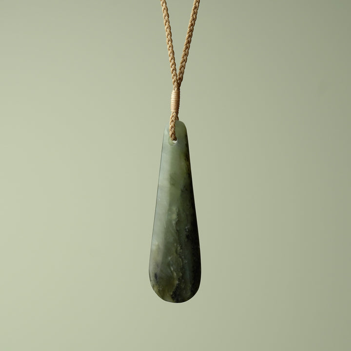 Large Kawakawa Roimata Teardrop Pendant