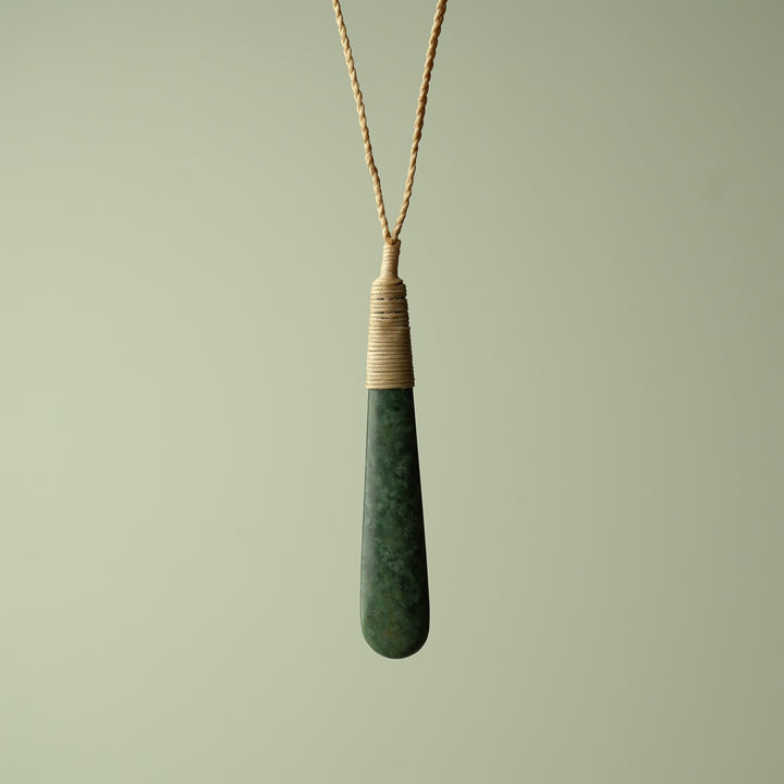 Large Kawakawa Roimata Teardrop Pendant