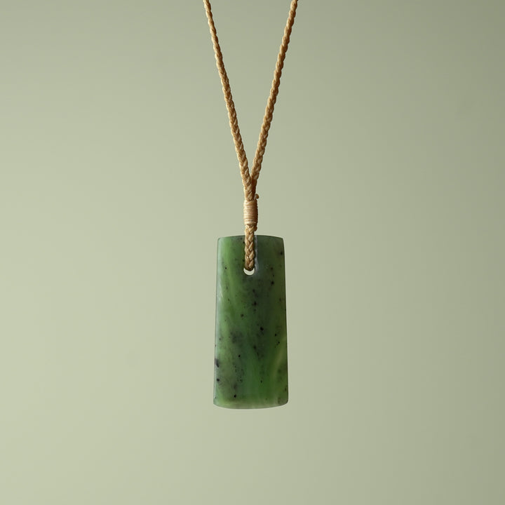 Small Kahurangi Pounamu Toki, Tan Binding