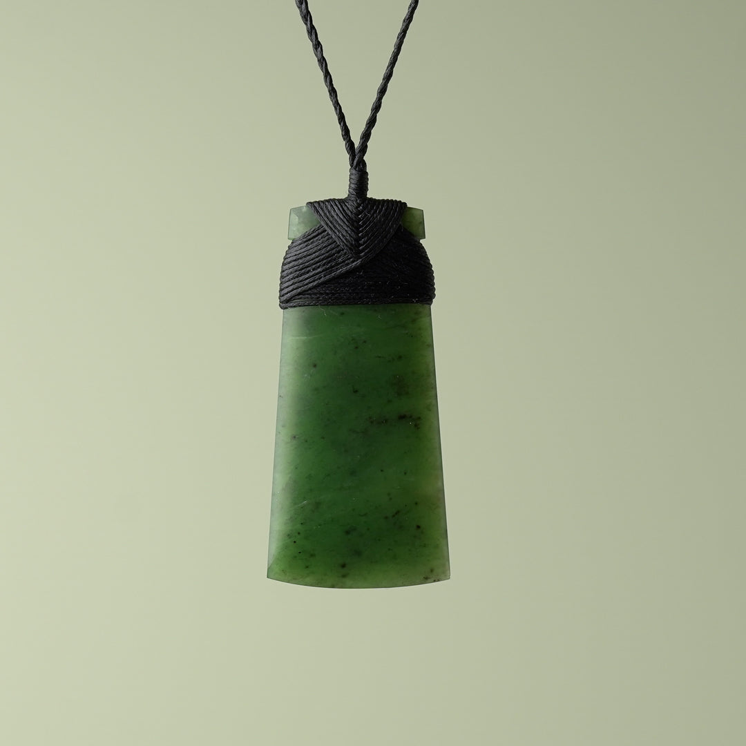 Extra Large Greenstone Toki, Matte