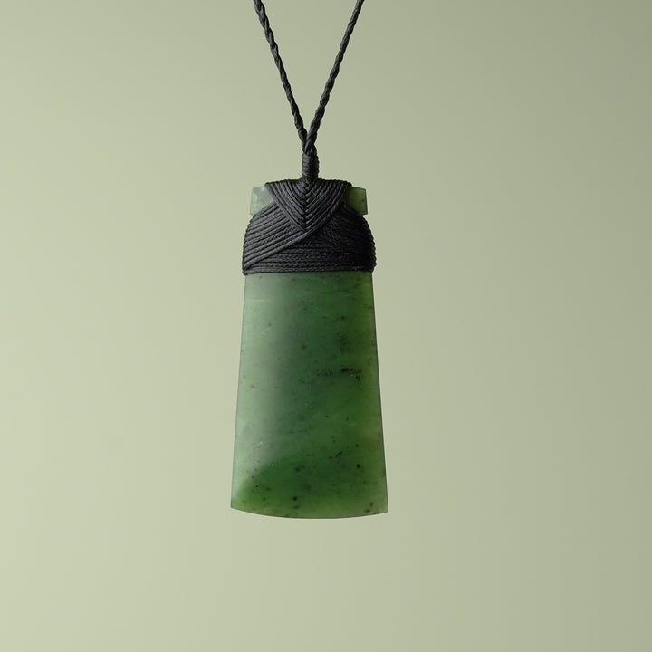 Extra Large Greenstone Toki, Matte