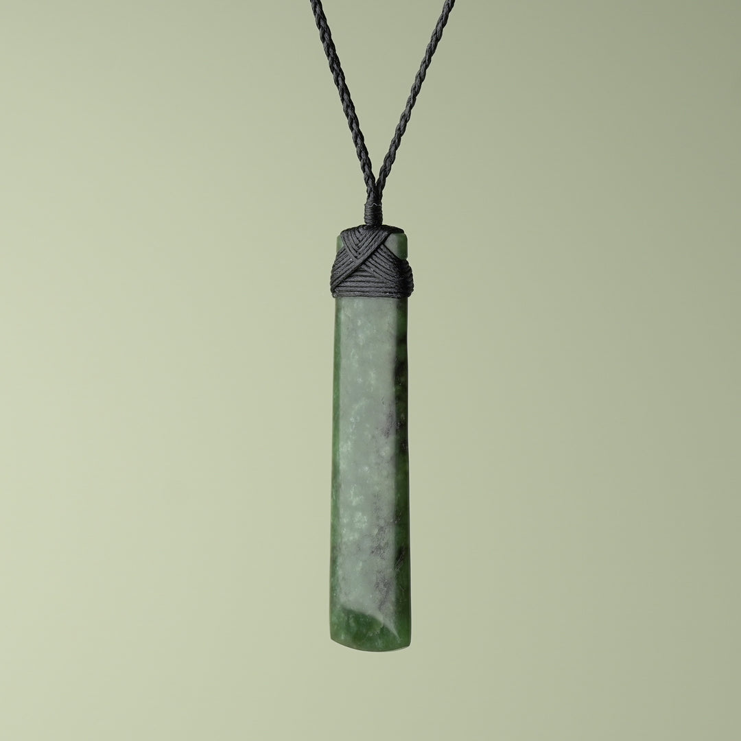 Extra Large Greenstone Toki, Matte