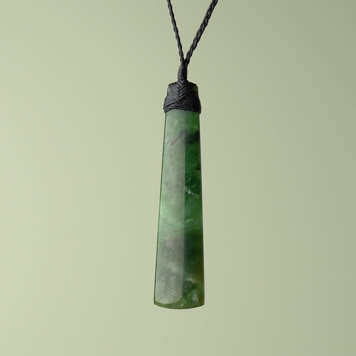 Large Kawakawa Greenstone Toki