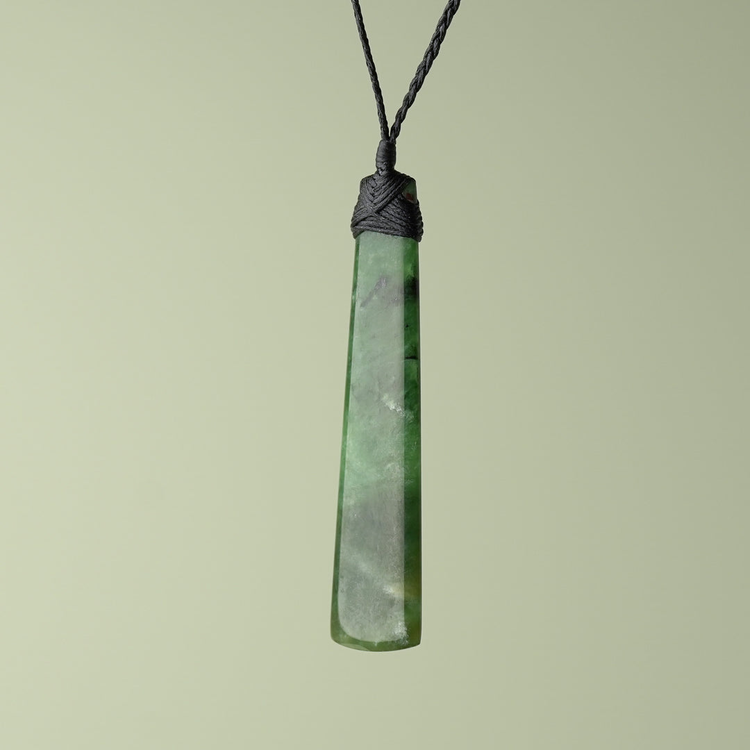 Large Kawakawa Greenstone Toki