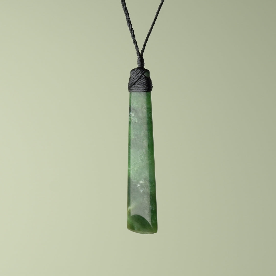 Large Kawakawa Greenstone Toki