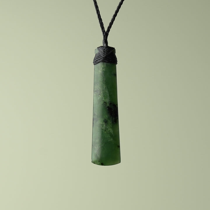 Large Kawakawa Greenstone Toki