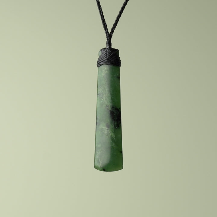 Large Kawakawa Greenstone Toki