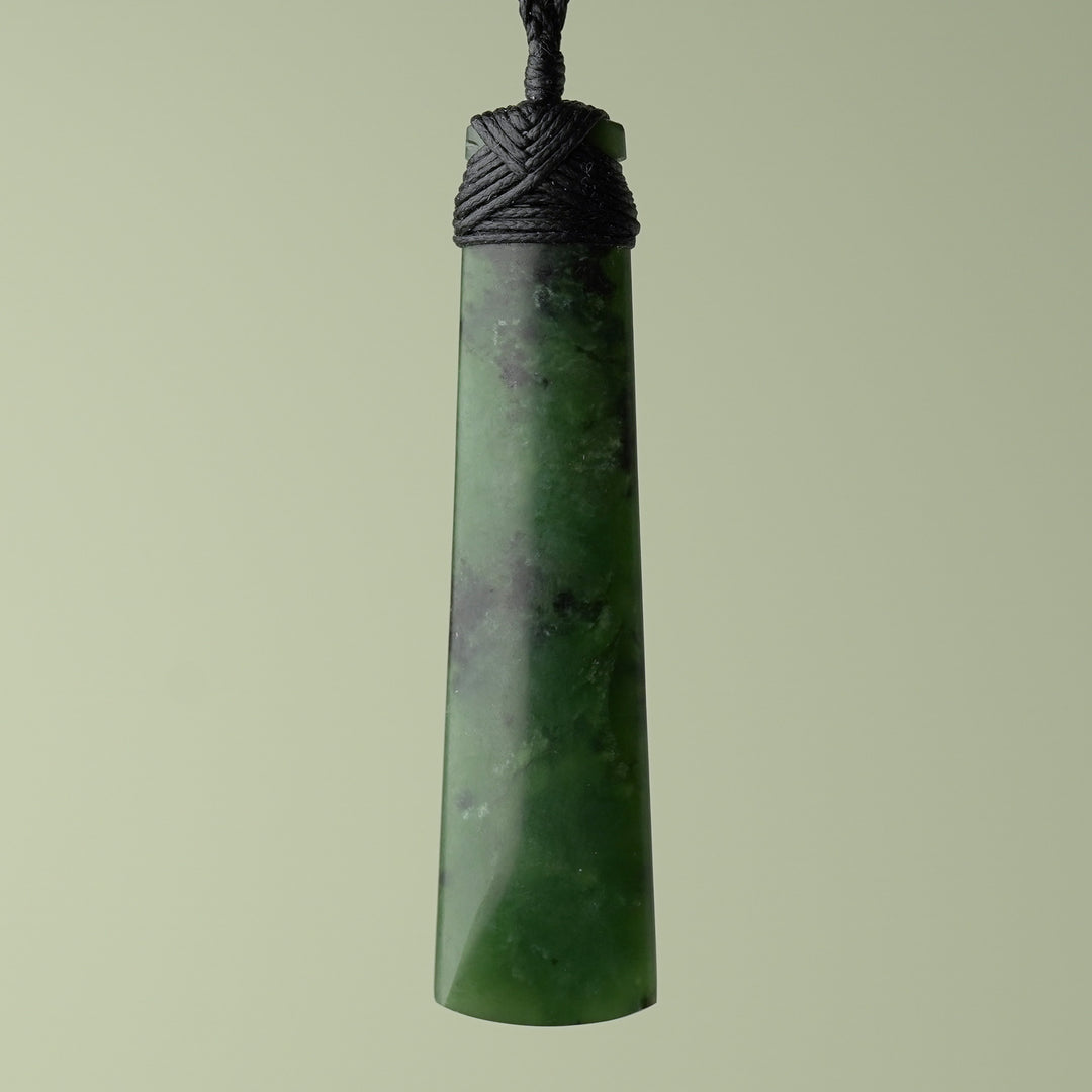 Large Kawakawa Greenstone Toki