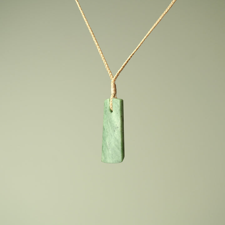 Small Kahurangi Pounamu Toki, Tan Binding