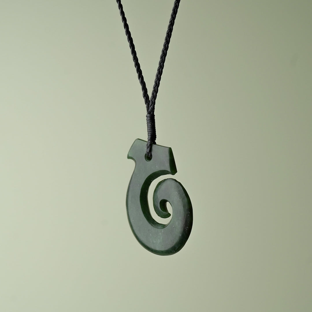 Medium Kawakawa Greenstone Hei Matau