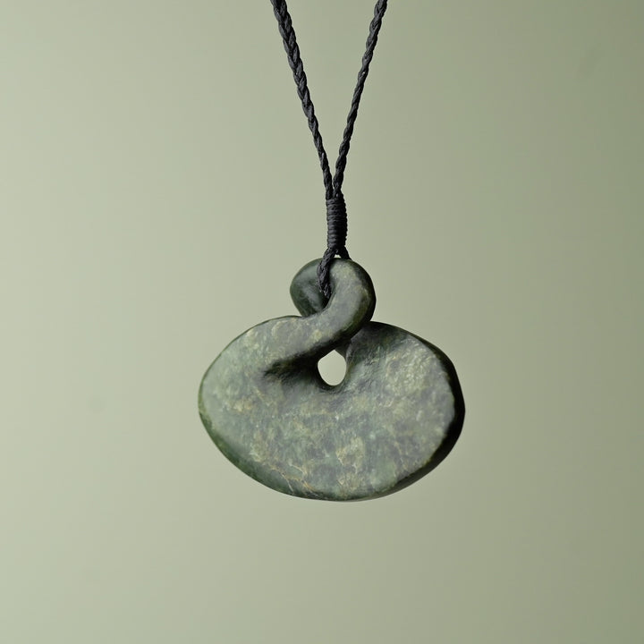 Large Kokopu Pounamu Pikorua