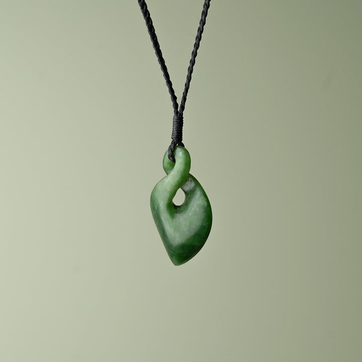 Medium Kahurangi Pounamu Pikorua, Black Binding