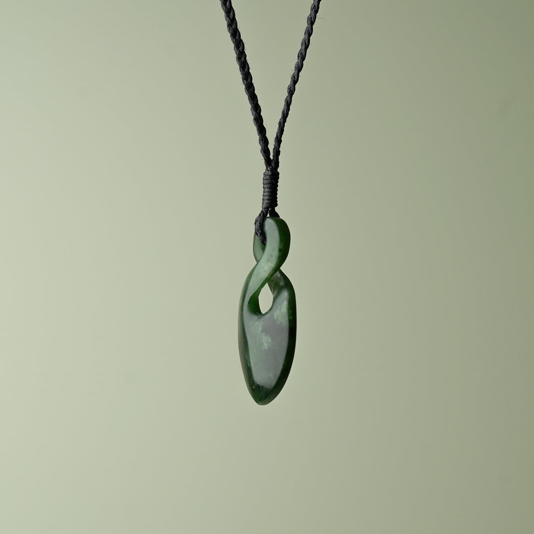 Small Kawakawa Pounamu Pikorua