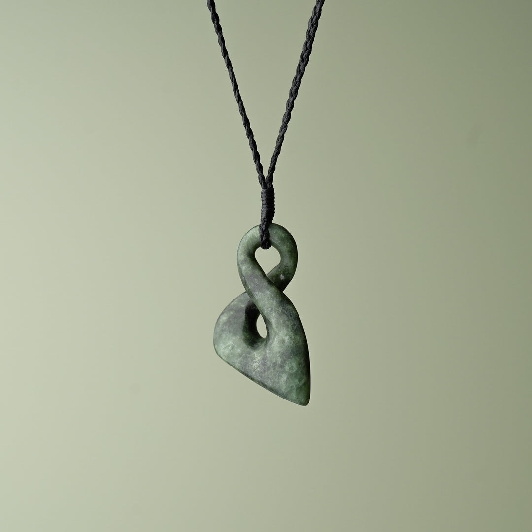 Medium Kokopu Pounamu Pikorua