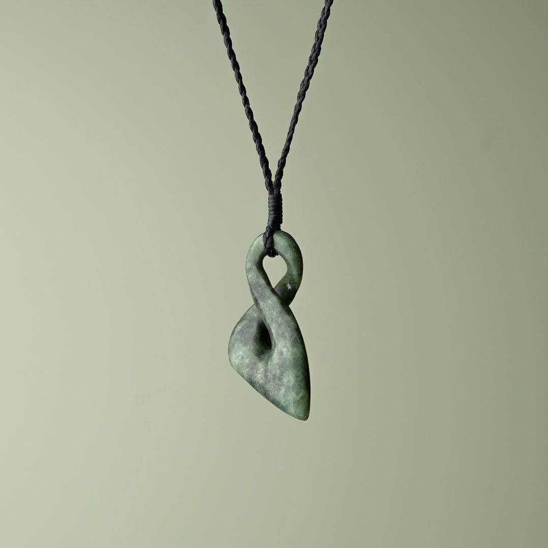 Medium Kokopu Pounamu Pikorua