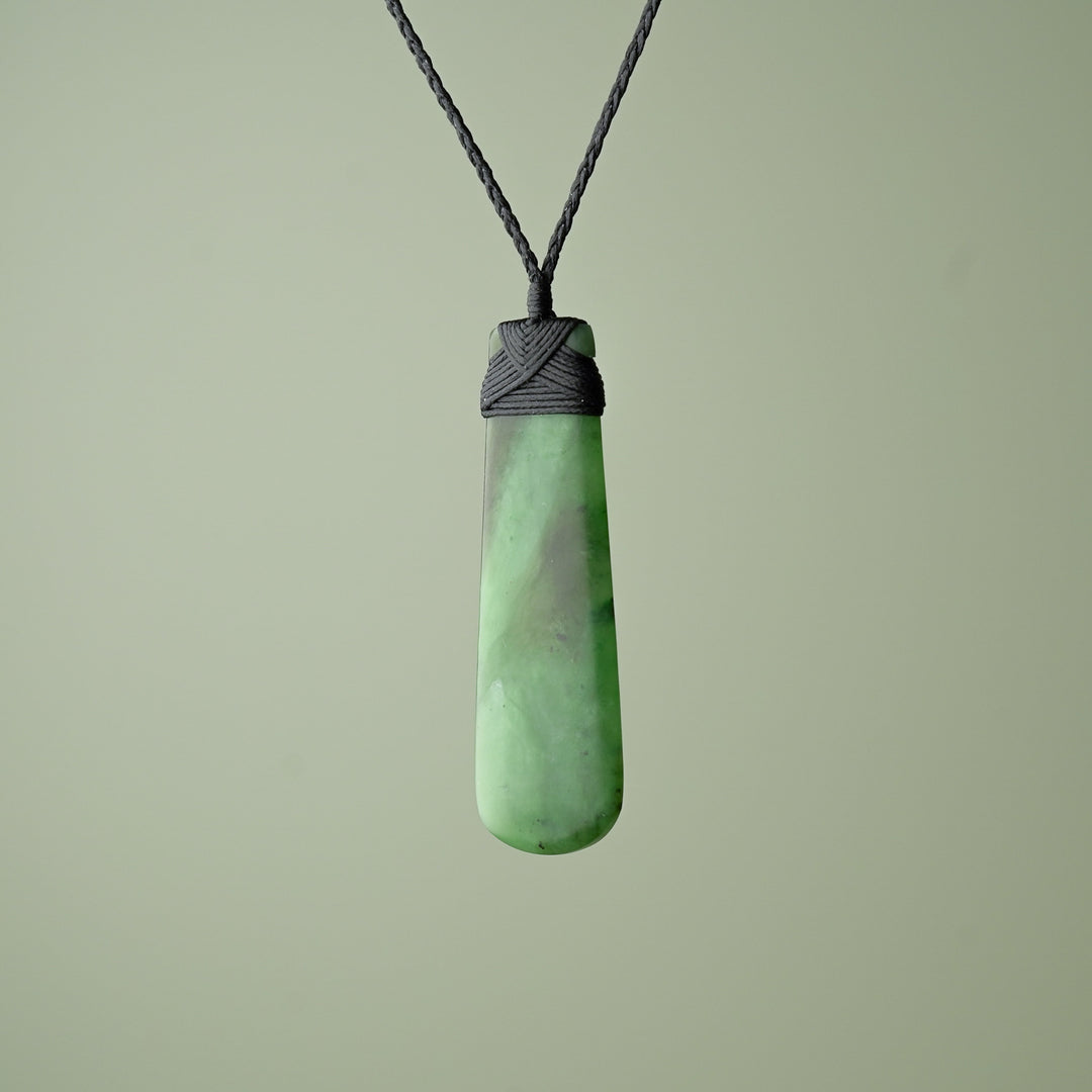 Extra Large Greenstone Toki, Matte