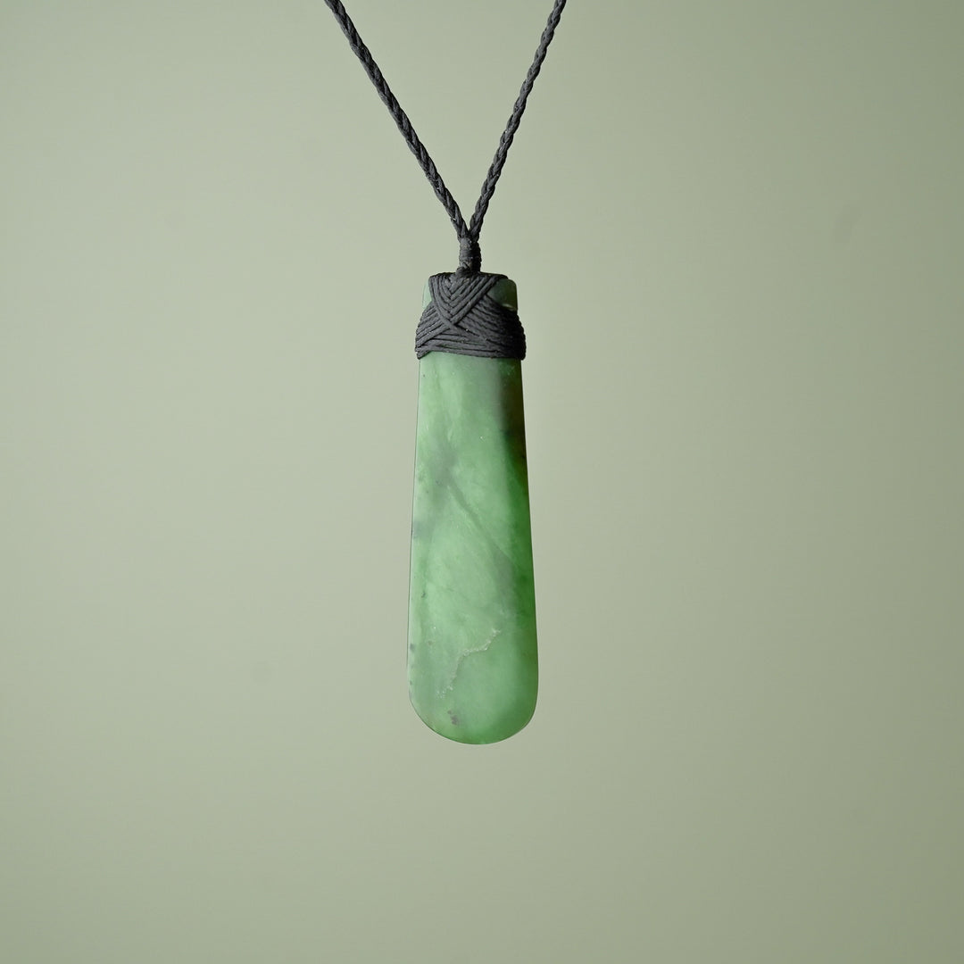 Extra Large Greenstone Toki, Matte